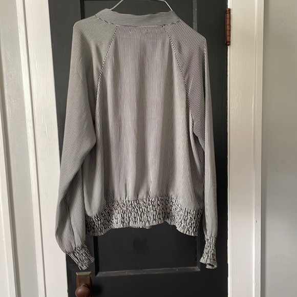 Maurice’s striped jacket - Picture 3 of 4